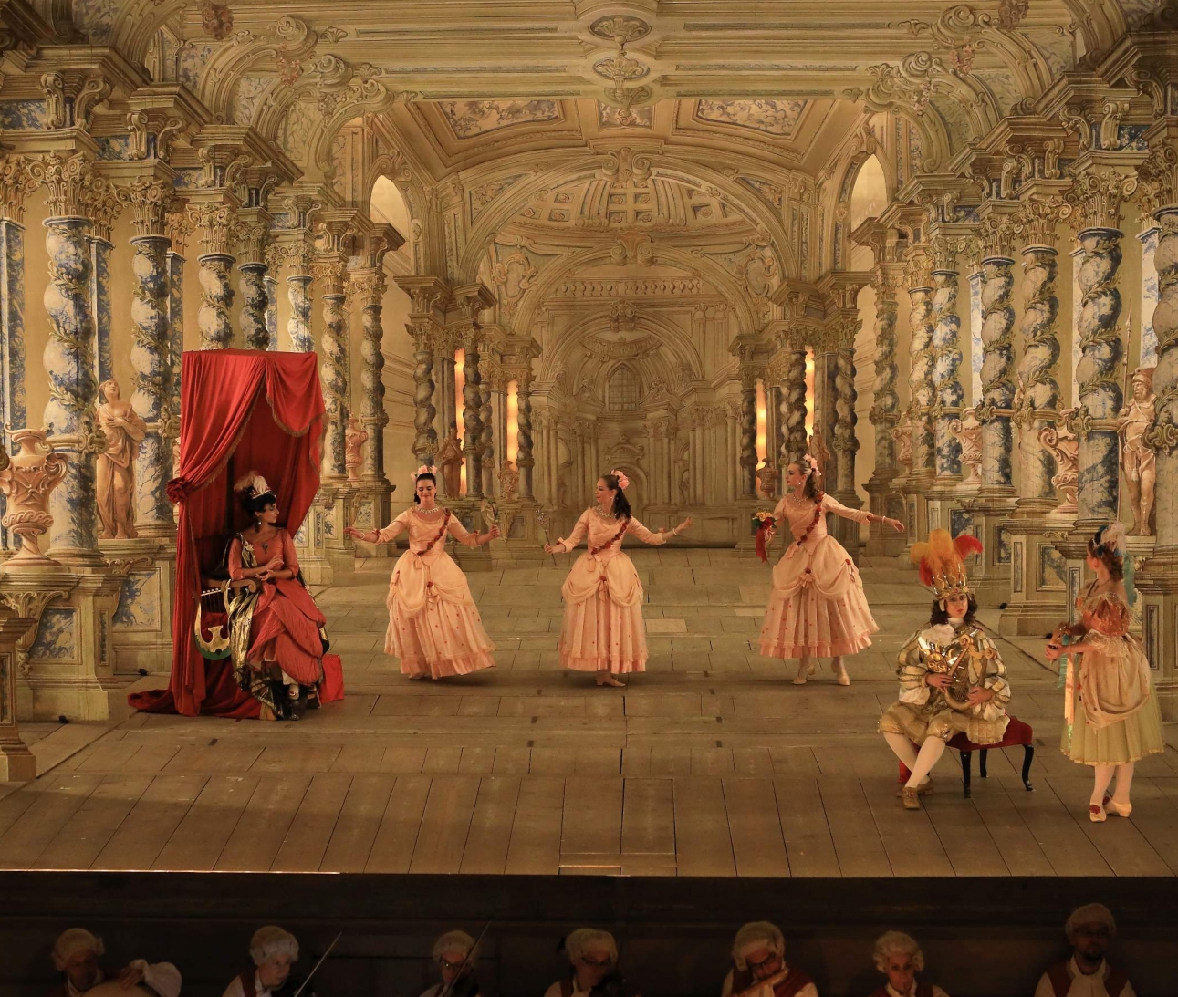 Mezinárodní hudební festival Č. Krumlov 2019 Musica Florea, Hartig Ensemble a sólisté Opera-balet v unikátním Barokním divadle 25.7.2019. Foto: Libor Sváček, box@fotosvacek.cz